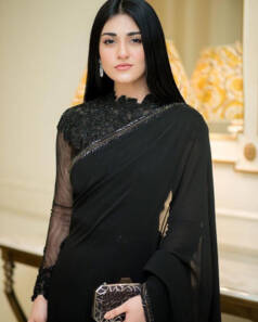 sarah khan children