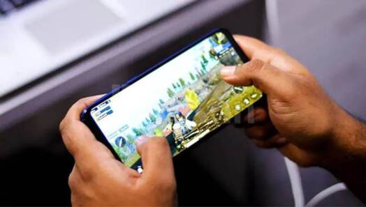 game on phone