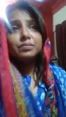 This Girl From Karachi Pleads PM Imran Khan To Abolish Quota System