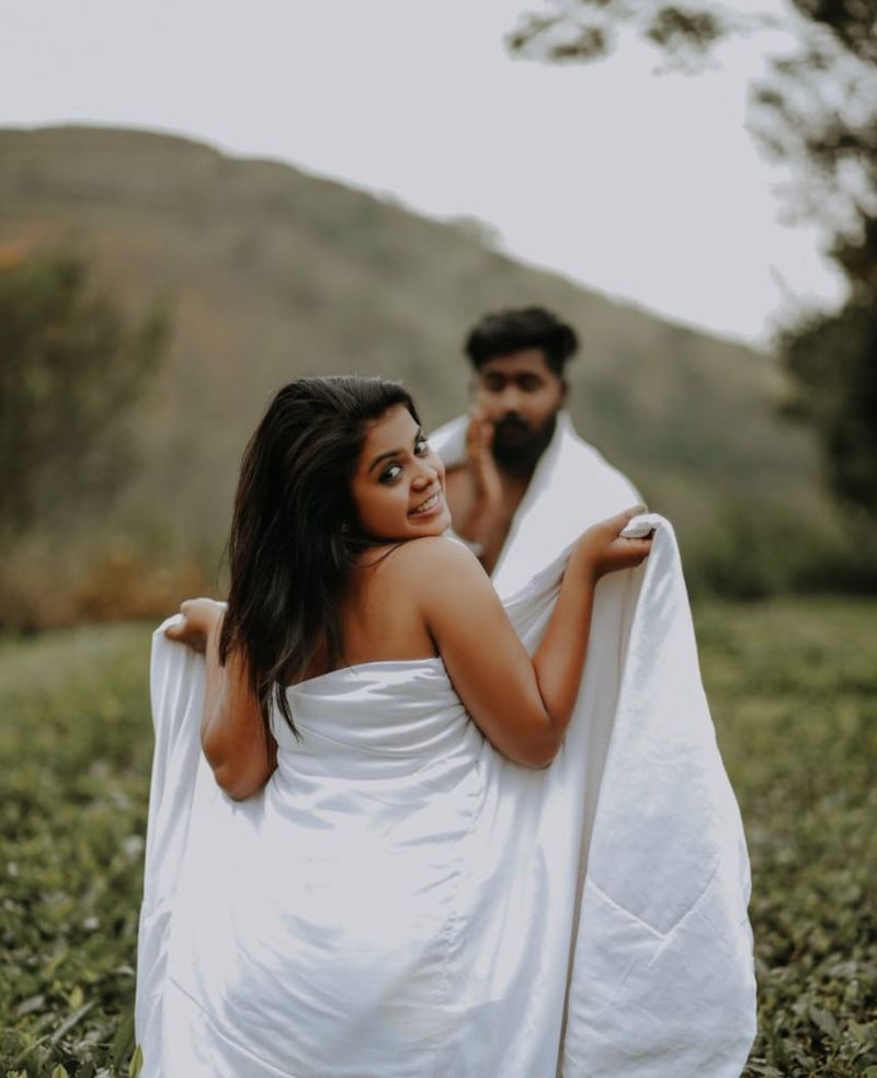 Couple Trolled For Next Level Intimate Post Wedding Photoshoot Pictures Go Viral On Social Media 