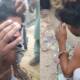 Karachiites thrash criminal snatch bike mobile
