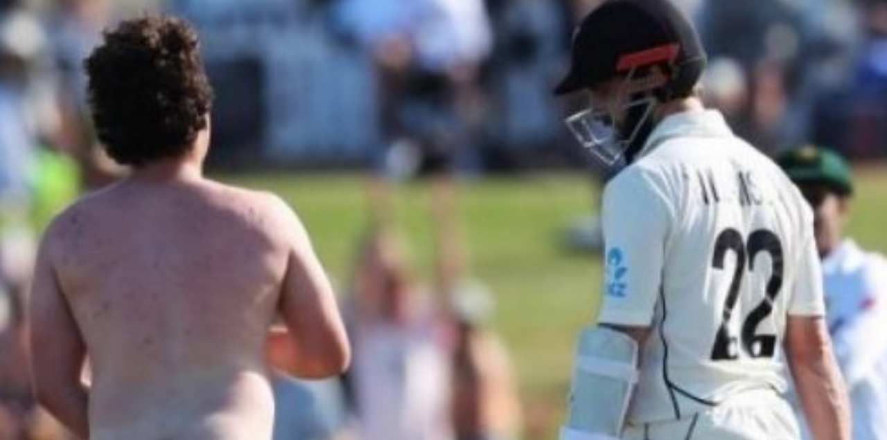 Naked Man Pakistan-NZ