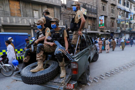 pakistan stricter lockdown