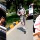 woman misbehaves with cop in islamabad