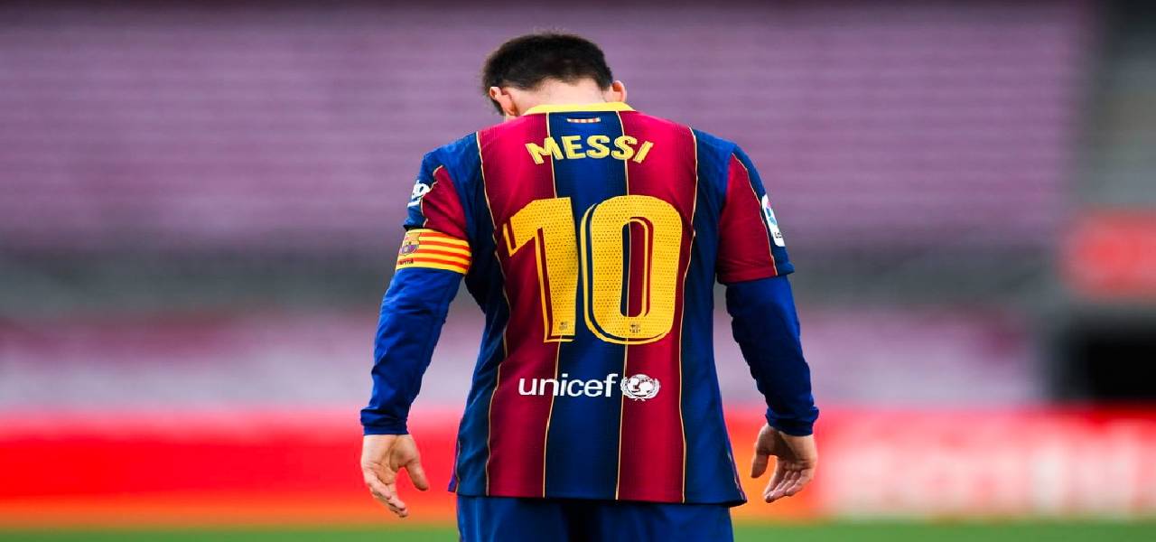 Lionel Messi leaves Barcelona