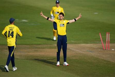 Middlesex signs Shaheen Shah Afridi