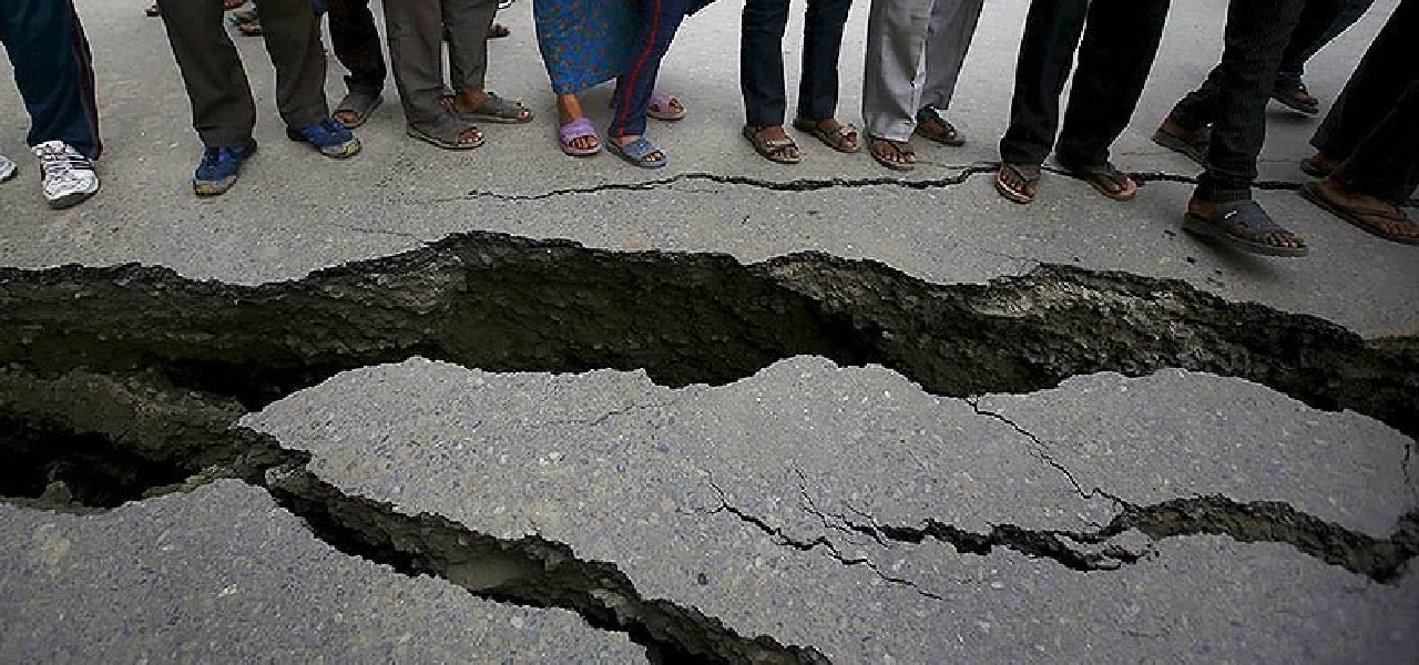 Earthquake today lahore time