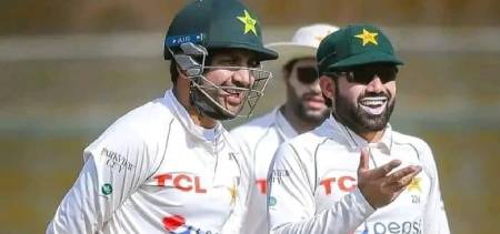 Rizwan Congratulates Sarfaraz on Achieving 3,000 Test Runs
