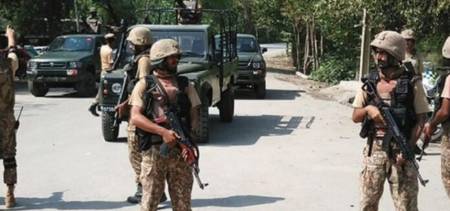 Tragic Attack in DI Khan 23 Soldiers Martyred, 27 Terrorists Killed