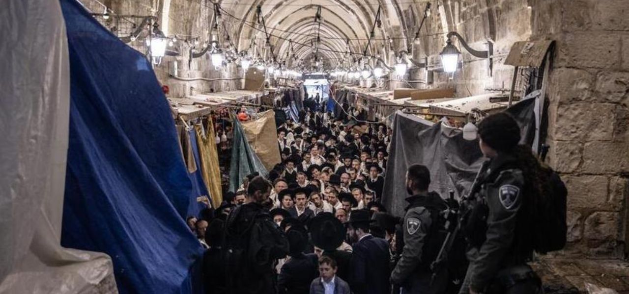 Israeli Settlers Invade Al-Aqsa Mosque Under IOF Protection