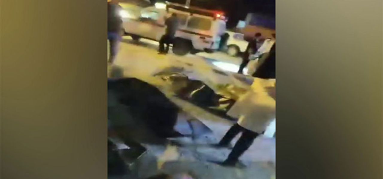 Bus Carrying Pakistani Pilgrims Thrashed In Iran
