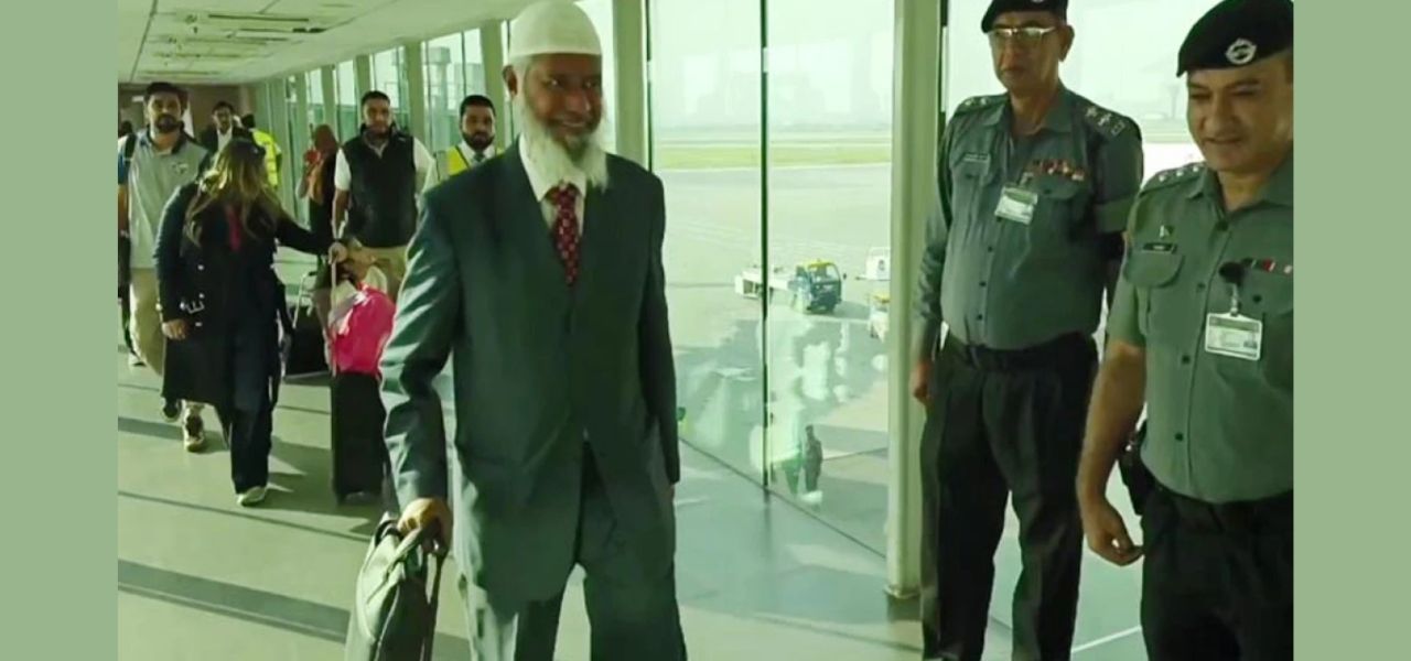Famous Scholar Dr. Zakir Naik Arrives in Pakistan