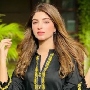 kinza hashmi