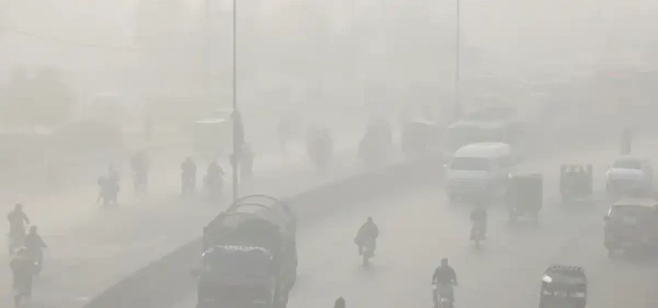 Celebrities React To Lahore Smog Alert